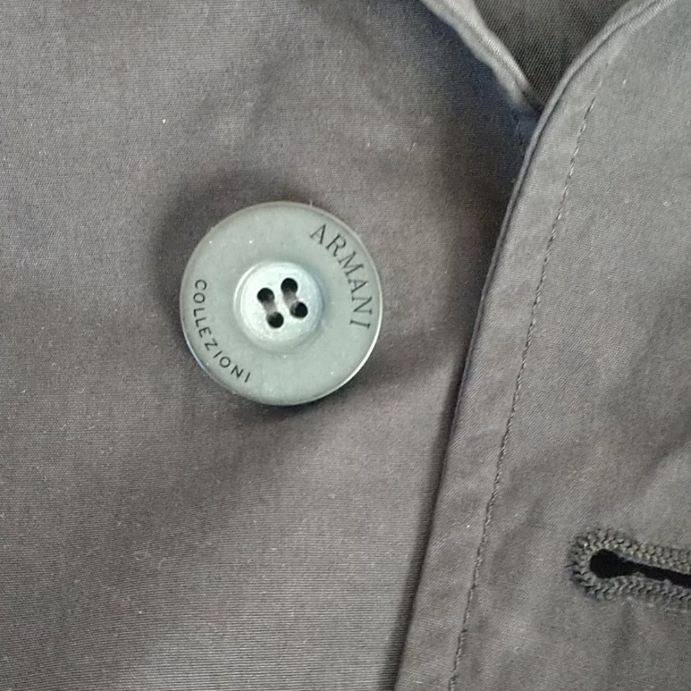 Armani trenchcoat - Picture 3 of 9
